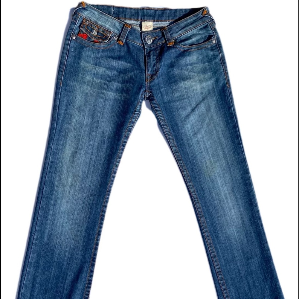 True Religion women’s jeans size 29  with red embroidered pockets.
